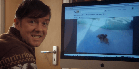 Derek - S1 - E7 - Baby Monkey